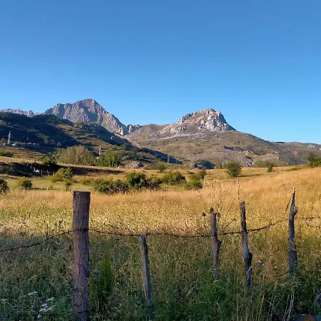 Turismo En Babia Bajo Nidos San Emiliano (Castile and Leon)