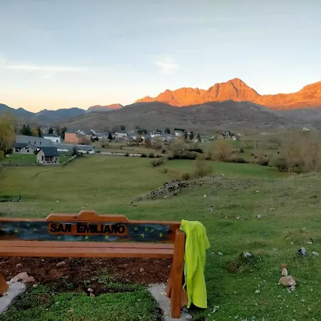 Holiday home Turismo En Babia Bajo Nidos *