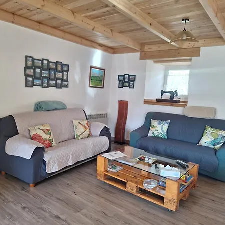 Holiday home Turismo En Babia Bajo Nidos San Emiliano