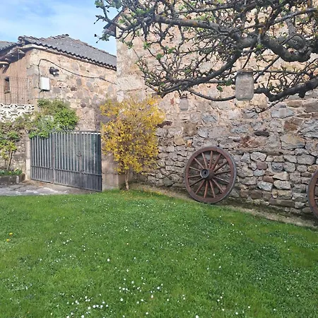Dom wakacyjny Turismo En Babia Bajo Nidos