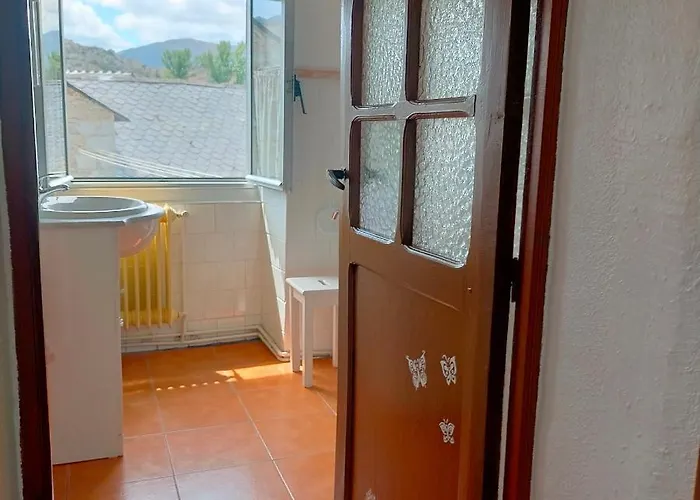 펜션 Turismo En Babia Bajo Nidos San Emiliano (Castile and Leon)