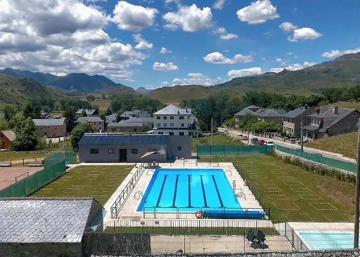 Turismo En Babia Bajo Nidos * San Emiliano (Castile and Leon)