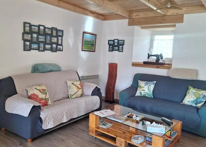 Turismo En Babia Bajo Nidos 펜션 *